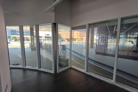 565مربع، عقار تجاري في Tourist Club Area, الإمارات العربية المتحدة رقم 79139 4
