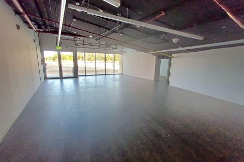 565مربع، عقار تجاري في Tourist Club Area, الإمارات العربية المتحدة رقم 79139 9