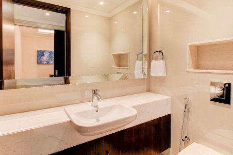 1 bedroom Apartment in ADDRESS FOUNTAIN VIEWS Dubai, UAE No. 97418 4
