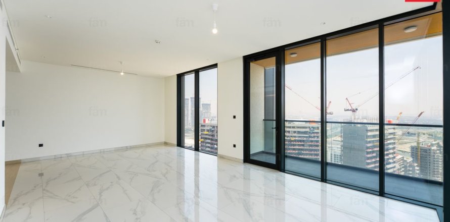 4 bedrooms Apartment in Dubai, UAE No. 161747