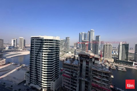 2 bedrooms Apartment in Business Bay, UAE No. 161748 6