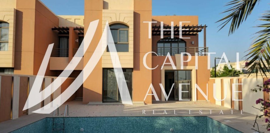 Villa de 5 dormitorios  No. 120064