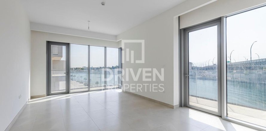 Apartment de 2 dormitorios en Al Wasl, UAE No. 201304