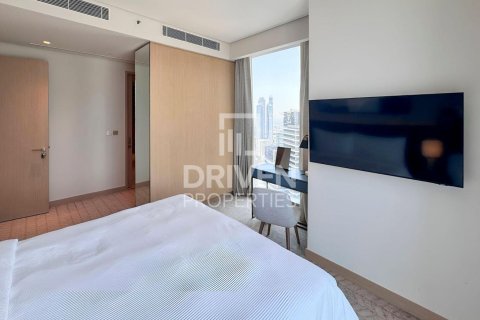Квартира с 3 спальнями в Vida Residences Dubai Mall, ОАЭ №193107 4