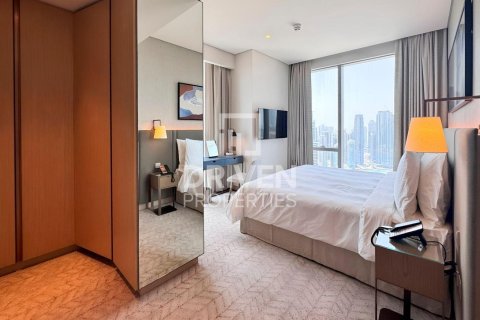 Квартира с 3 спальнями в Vida Residences Dubai Mall, ОАЭ №193107 5
