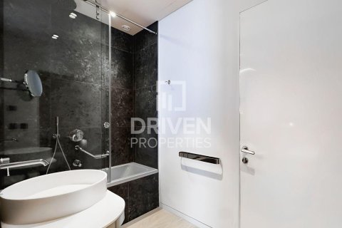 2 bedrooms Apartment in Business Bay, UAE No. 193108 6