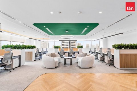 768.9m² Office in Business Bay, UAE No. 173322 16