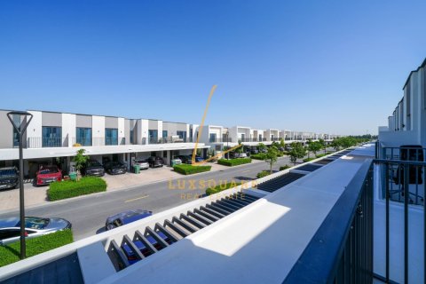 Villa de 3 chambres à Dubai South (Dubai World Central), UAE No. 163770 4