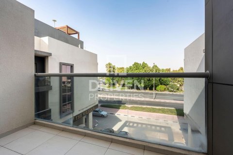 2 bedrooms Apartment in Umm Al Sheif, UAE No. 193686 11