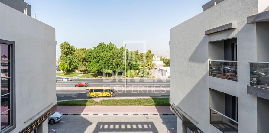 2 bedrooms Apartment in Umm Al Sheif, UAE No. 193686
