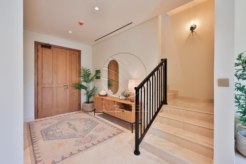 Villa de 5 dormitorios en Khalifa City, UAE No. 91570 15