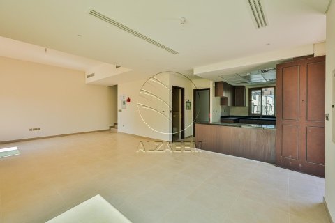 Villa de 4 dormitorios en Khalifa City, UAE No. 91568 13