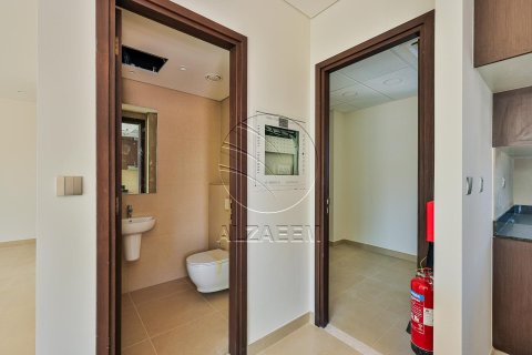 Villa de 4 dormitorios en Khalifa City, UAE No. 91568 6