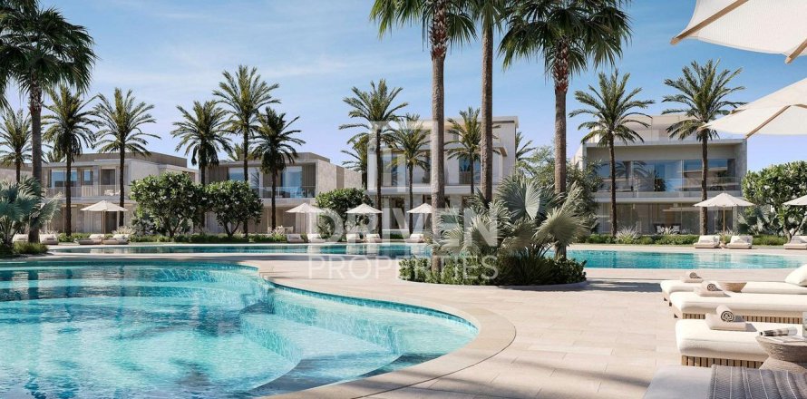 4 bedrooms Villa in Dubai, UAE No. 204428