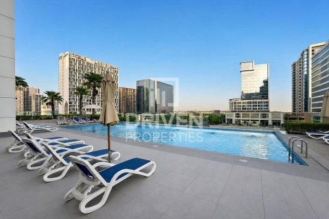 Studio Apartment in SOL Bay, UAE No. 204431 15