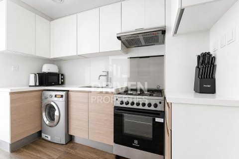 Studio Apartment in SOL Bay, UAE No. 204431 11