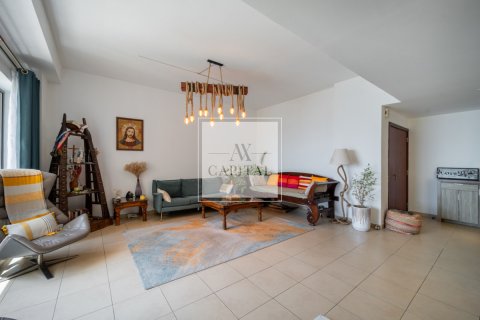 2 bedrooms Apartment in Bahar, UAE No. 18579 17