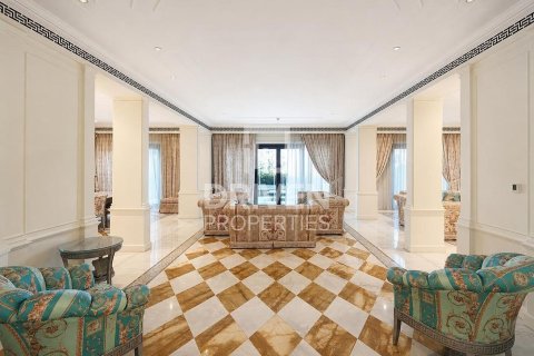 Дуплекс с 3 спальнями в Palazzo Versace, ОАЭ №189867 17