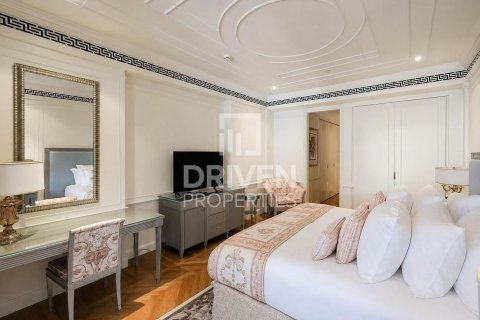 Дуплекс с 3 спальнями в Palazzo Versace, ОАЭ №189867 15
