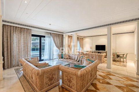 Дуплекс с 3 спальнями в Palazzo Versace, ОАЭ №189867 5