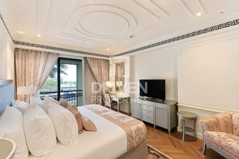 Дуплекс с 3 спальнями в Palazzo Versace, ОАЭ №189867 12