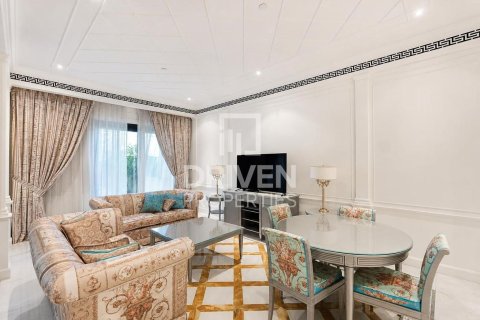 Дуплекс с 3 спальнями в Palazzo Versace, ОАЭ №189867 18