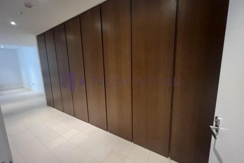3 bedrooms Apartment in Doha, Qatar No. 57405 12