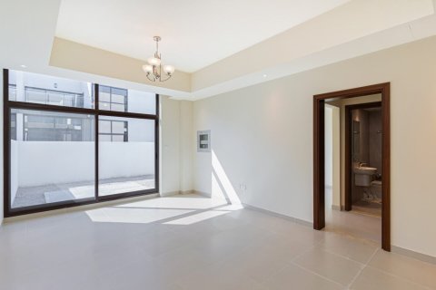 Townhouse de 3 dormitorios en District 11, UAE No. 155224 3