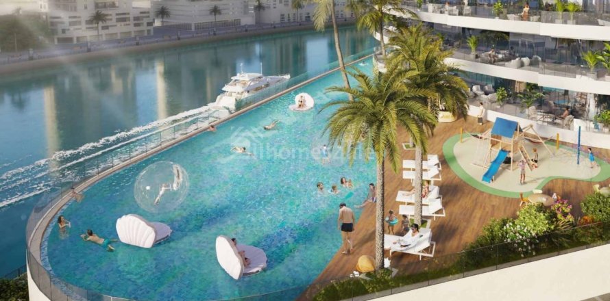 Studio Apartment in Business Bay, UAE No. 155221