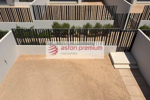 3 bedrooms Townhouse in Jebel Ali, UAE No. 198945 5