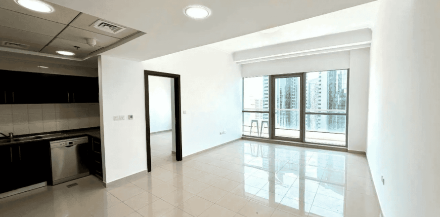 Квартира с 1 спальней в Bay Central, ОАЭ №168956