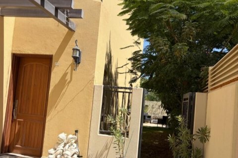 Villa de 3 dormitorios en Villanova, UAE No. 168954 3