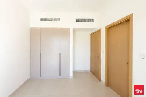 4 bedrooms Villa in Dubai, UAE No. 164469 12