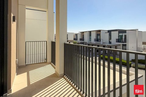 4 bedrooms Villa in Dubai, UAE No. 164471 14