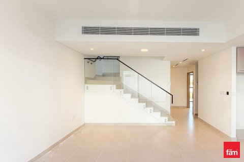 4 bedrooms Villa in Dubai, UAE No. 164471 5