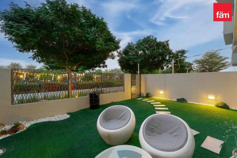 Apartment de 2 dormitorios en Dubai, UAE No. 145545 3