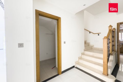 Villa de 5 dormitorios  No. 116029 14