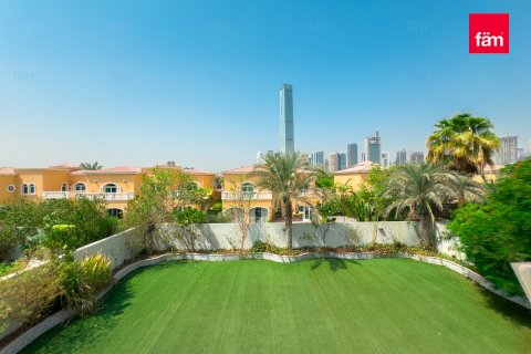 Villa de 5 dormitorios  No. 116029 31