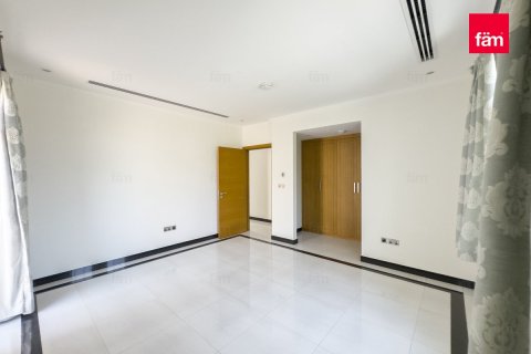 Villa de 5 dormitorios  No. 116029 21