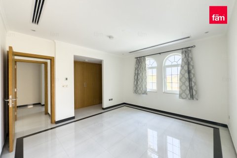 Villa de 5 dormitorios  No. 116029 20