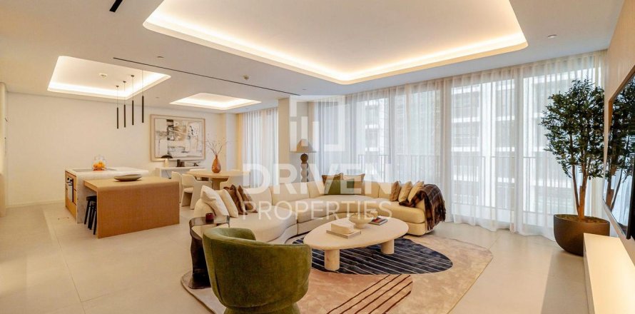 3 bedrooms Apartment in City Walk, UAE No. 137664