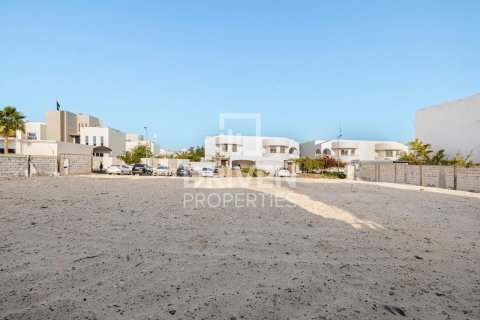 1117.62m² Land in Umm Suqeim, UAE No. 200474 7