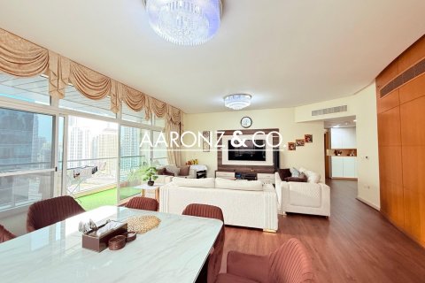 Apartment de 2 dormitorios en Jumeirah Lake Towers, UAE No. 132818 5