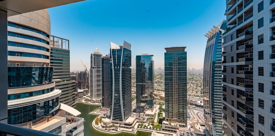 Appartement de 3 chambres à Jumeirah Islands, UAE No. 205777