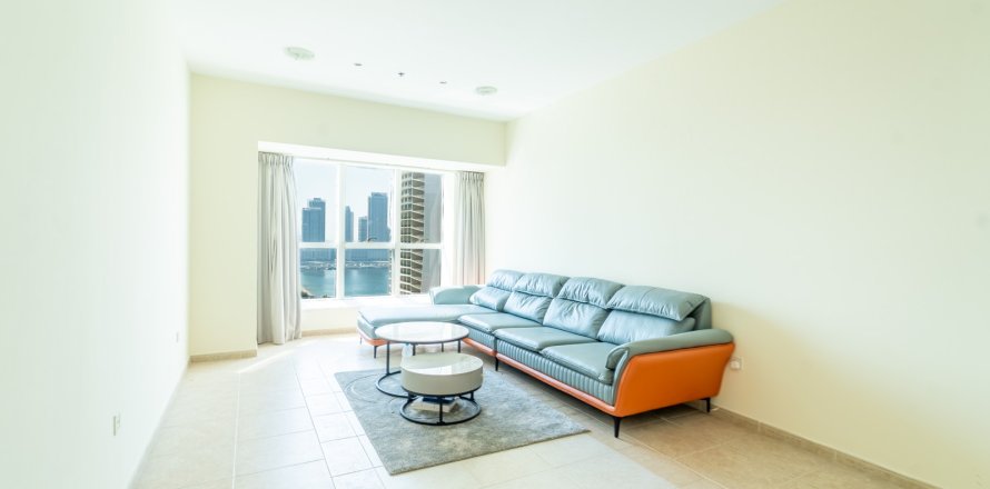 Appartement de 2 chambres à Dubai, UAE No. 205776