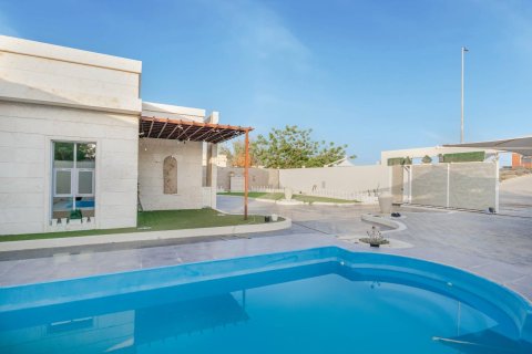 Вилла с 4 спальнями  №124535 3