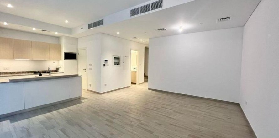 2 bedrooms Apartment in Dubai, UAE No. 148569