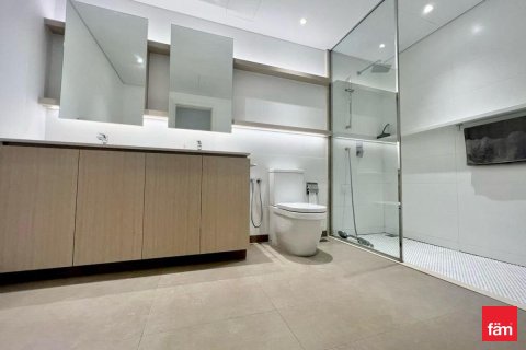 2 bedrooms Apartment in Dubai, UAE No. 148569 11