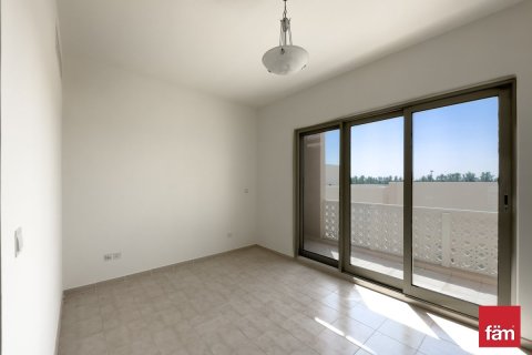 3 bedrooms Townhouse  No. 116896 2