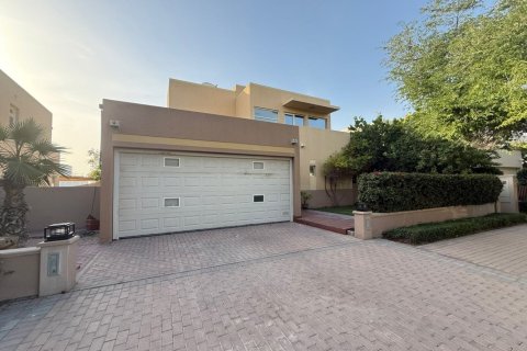 3 bedrooms Villa in Saheel, UAE No. 152467